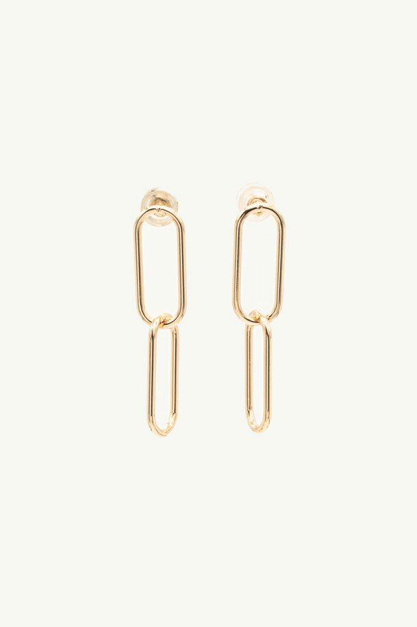 Load image into Gallery viewer, Gold Paperclip Earrings 
