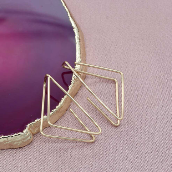 Double triangle thread through hoop earrings