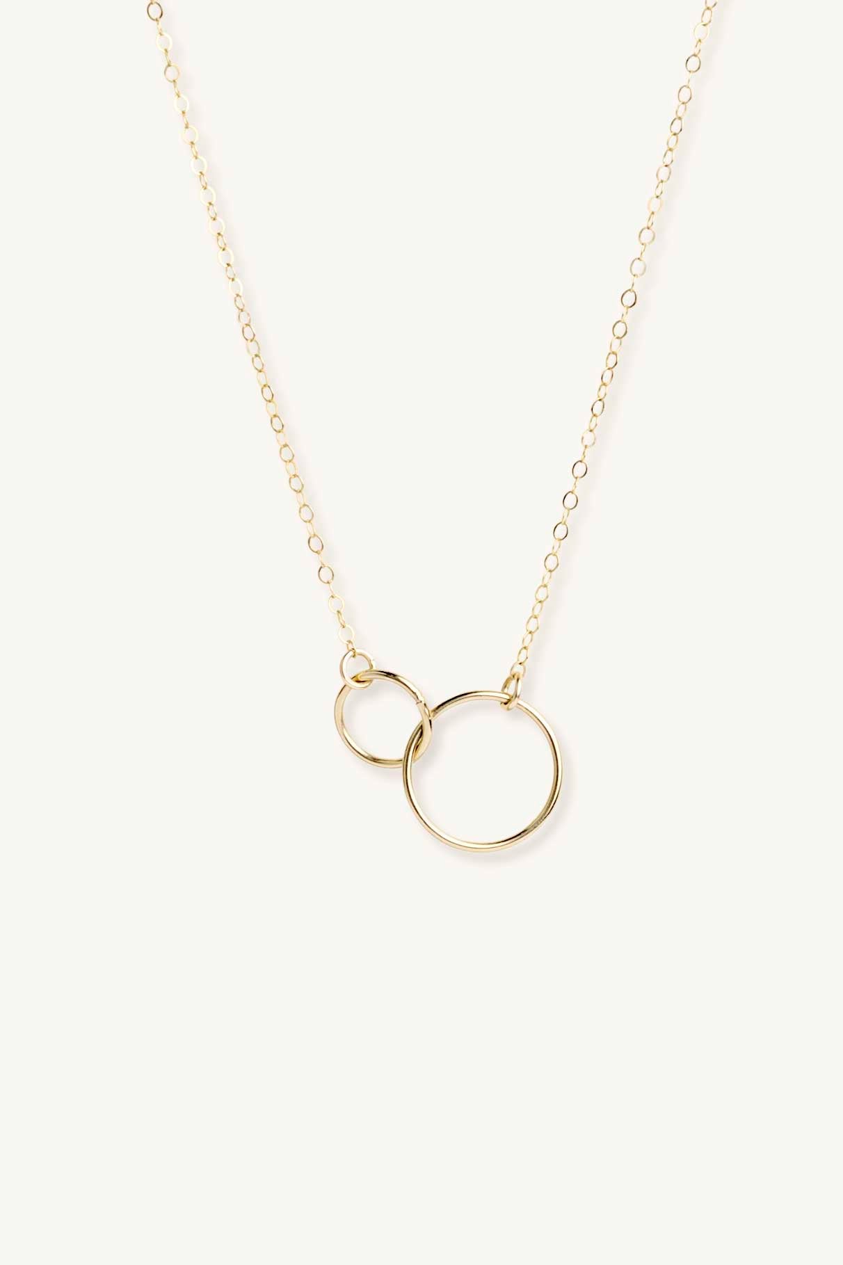 Interlocked circles dainty gold necklace